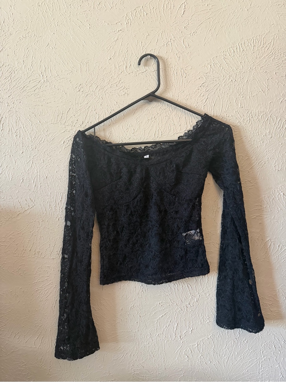 Black Lace Long-Sleeve Off-Shoulder